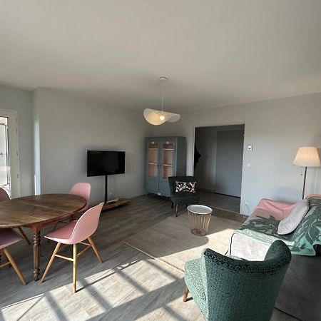 The Belvedere: City Centre With Magnificent Views Apartment Поатие Екстериор снимка