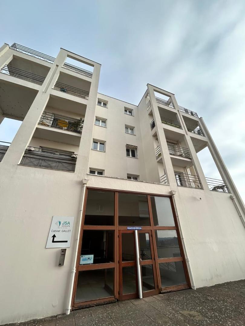 The Belvedere: City Centre With Magnificent Views Apartment Поатие Екстериор снимка